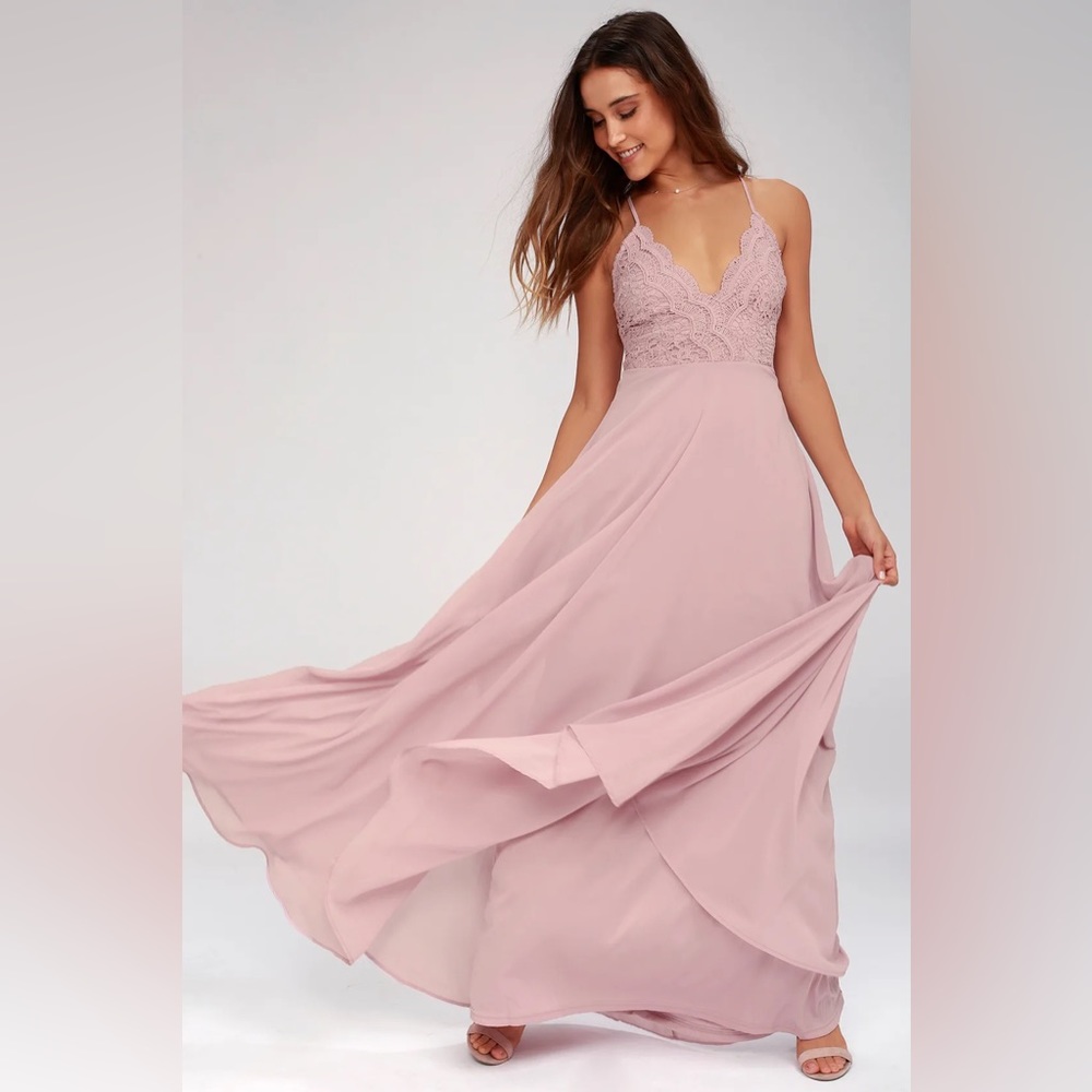 Lulu's Madalyn Dusty Lavender Lace Maxi Dress